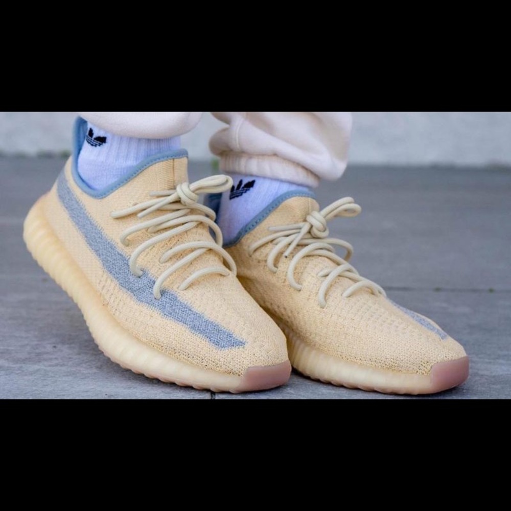 Yeezy linen size 9
